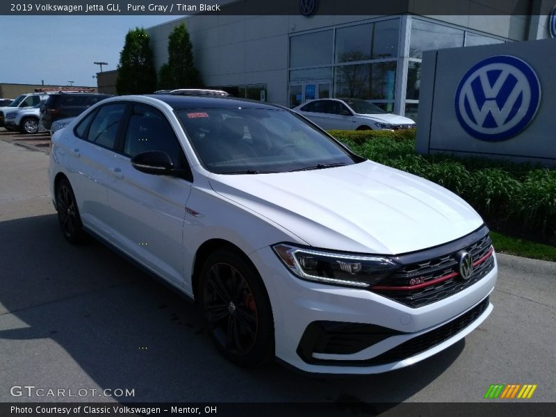 Front 3/4 View of 2019 Jetta GLI