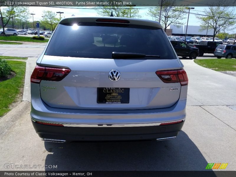 Pyrite Silver Metallic / Titan Black 2019 Volkswagen Tiguan SEL 4MOTION