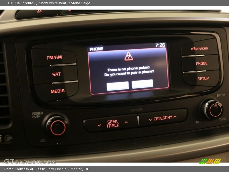 Snow White Pearl / Stone Beige 2016 Kia Sorento L