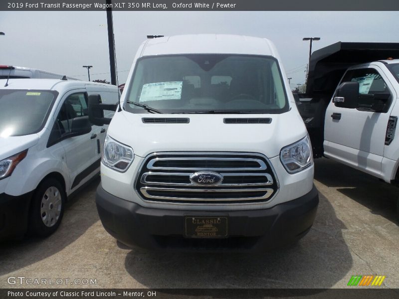 Oxford White / Pewter 2019 Ford Transit Passenger Wagon XLT 350 MR Long