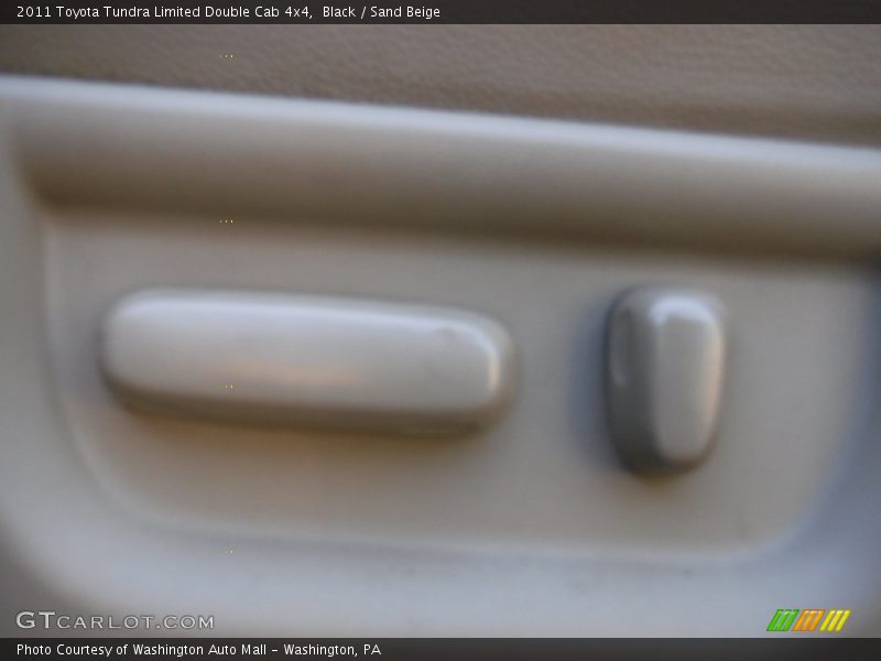 Black / Sand Beige 2011 Toyota Tundra Limited Double Cab 4x4