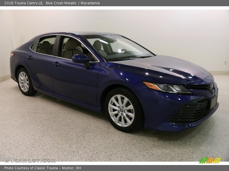 Blue Crush Metallic / Macadamia 2018 Toyota Camry LE