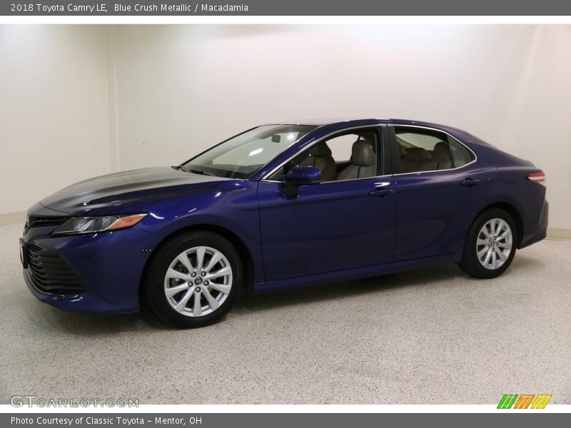 Blue Crush Metallic / Macadamia 2018 Toyota Camry LE