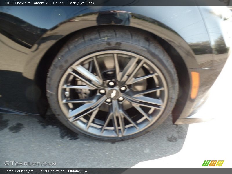 Black / Jet Black 2019 Chevrolet Camaro ZL1 Coupe