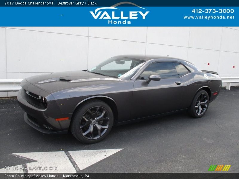Destroyer Grey / Black 2017 Dodge Challenger SXT