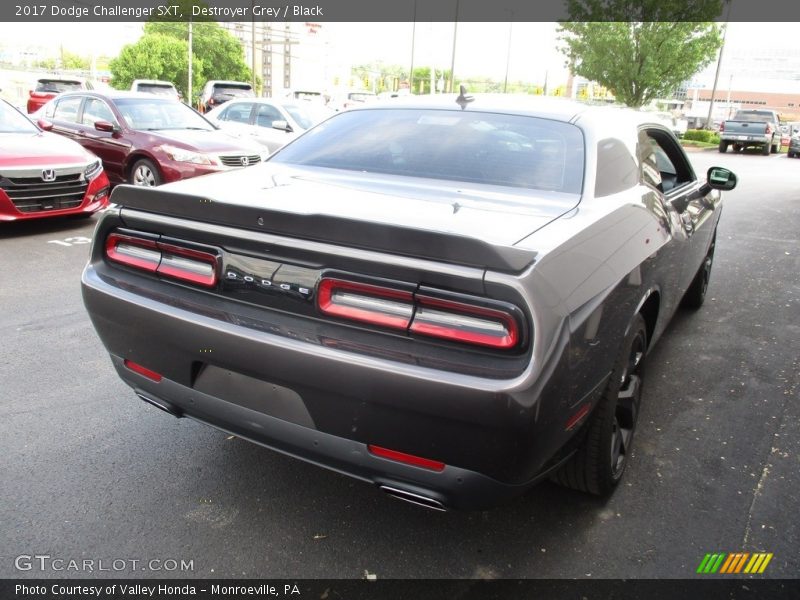 Destroyer Grey / Black 2017 Dodge Challenger SXT