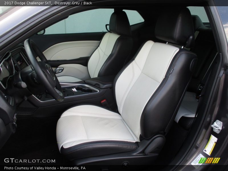 Destroyer Grey / Black 2017 Dodge Challenger SXT