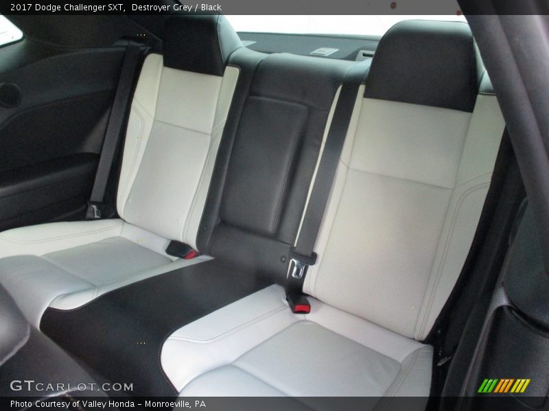 Destroyer Grey / Black 2017 Dodge Challenger SXT