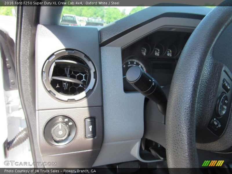 Oxford White / Steel 2016 Ford F250 Super Duty XL Crew Cab 4x4
