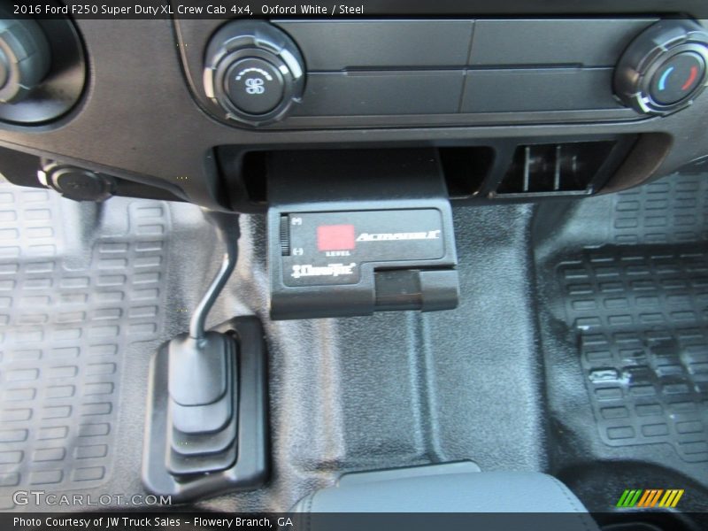 Oxford White / Steel 2016 Ford F250 Super Duty XL Crew Cab 4x4