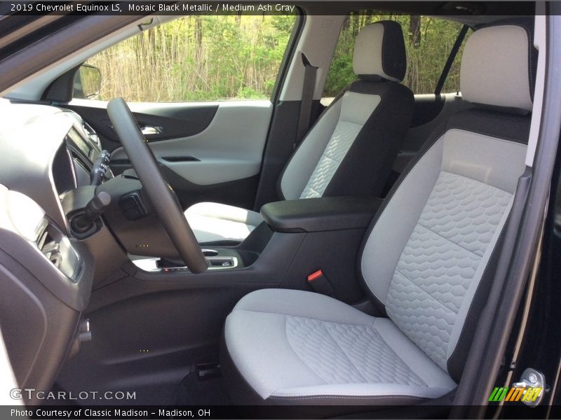 Mosaic Black Metallic / Medium Ash Gray 2019 Chevrolet Equinox LS