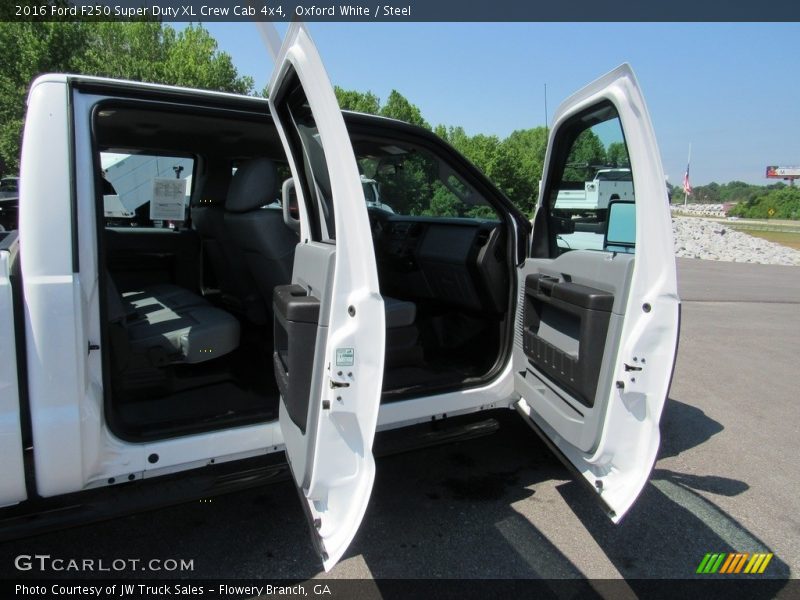 Oxford White / Steel 2016 Ford F250 Super Duty XL Crew Cab 4x4