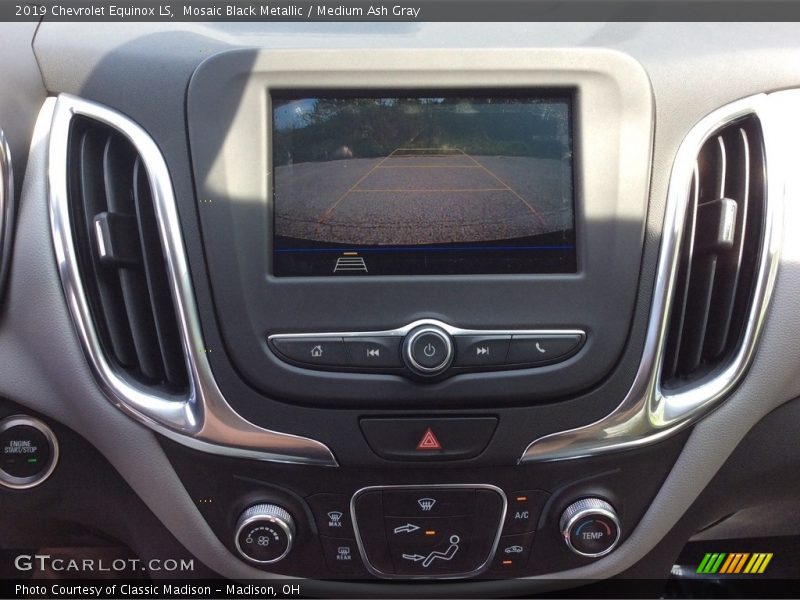 Mosaic Black Metallic / Medium Ash Gray 2019 Chevrolet Equinox LS