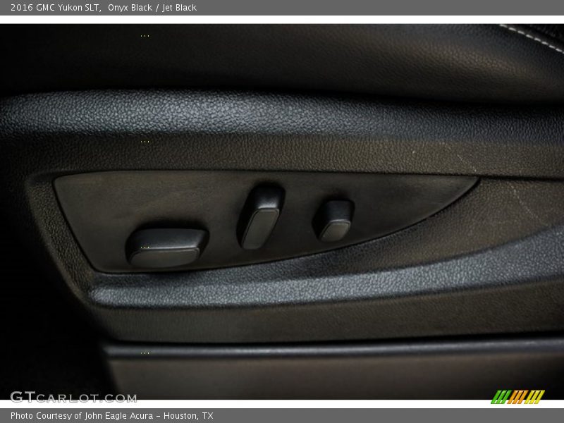 Onyx Black / Jet Black 2016 GMC Yukon SLT