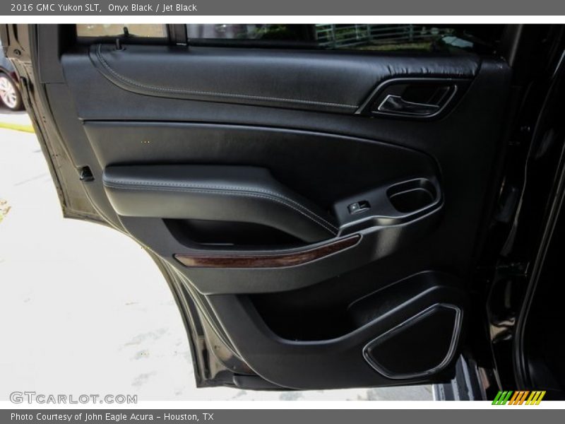 Onyx Black / Jet Black 2016 GMC Yukon SLT