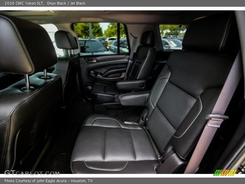 Onyx Black / Jet Black 2016 GMC Yukon SLT