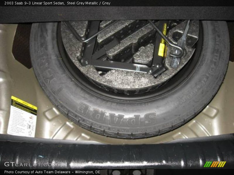 Steel Grey Metallic / Grey 2003 Saab 9-3 Linear Sport Sedan