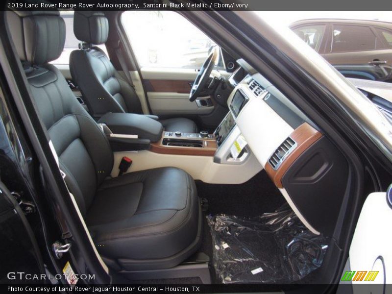 Front Seat of 2019 Range Rover Autobiography