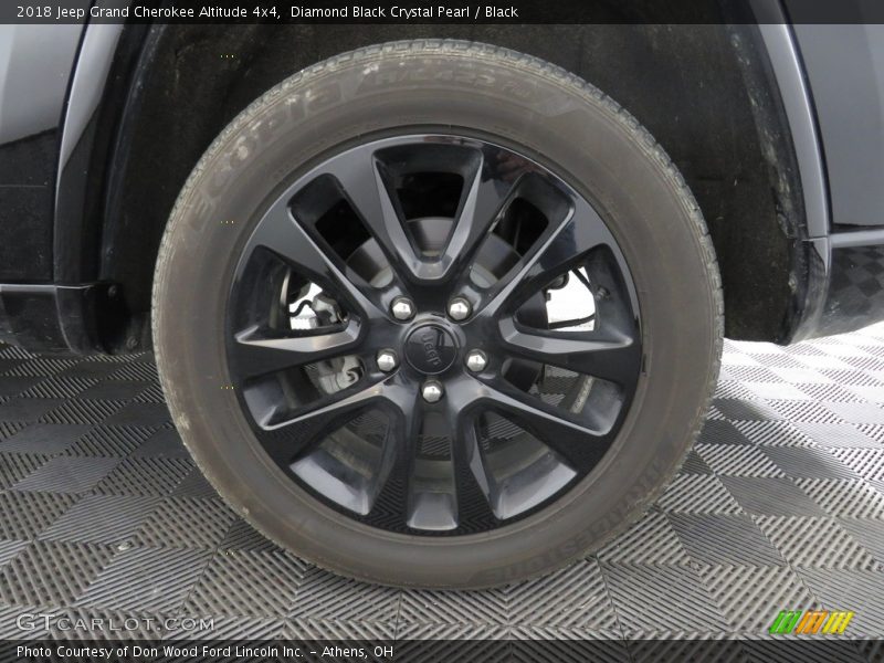 Diamond Black Crystal Pearl / Black 2018 Jeep Grand Cherokee Altitude 4x4
