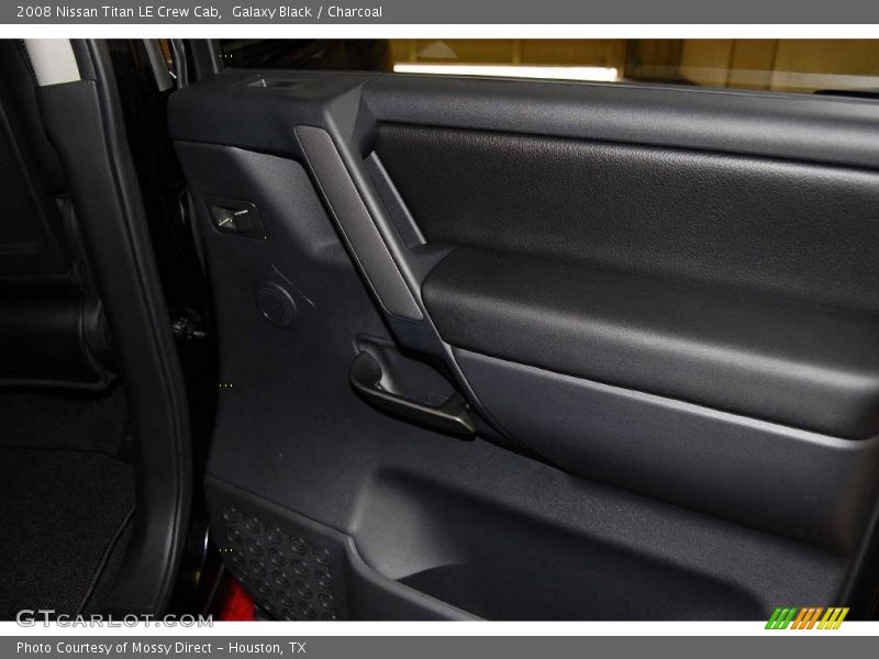Galaxy Black / Charcoal 2008 Nissan Titan LE Crew Cab