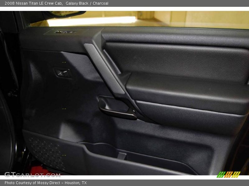 Galaxy Black / Charcoal 2008 Nissan Titan LE Crew Cab