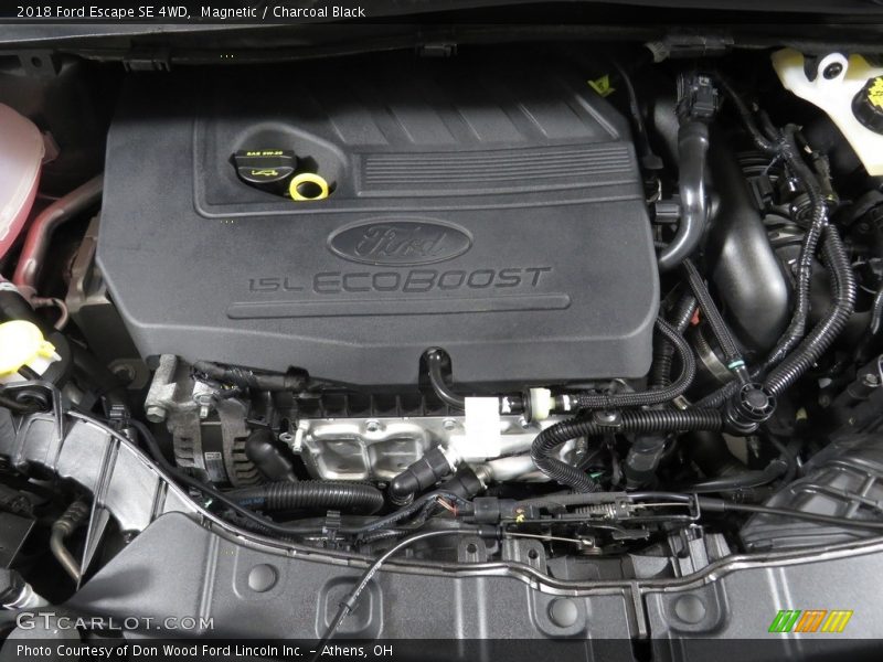 Magnetic / Charcoal Black 2018 Ford Escape SE 4WD