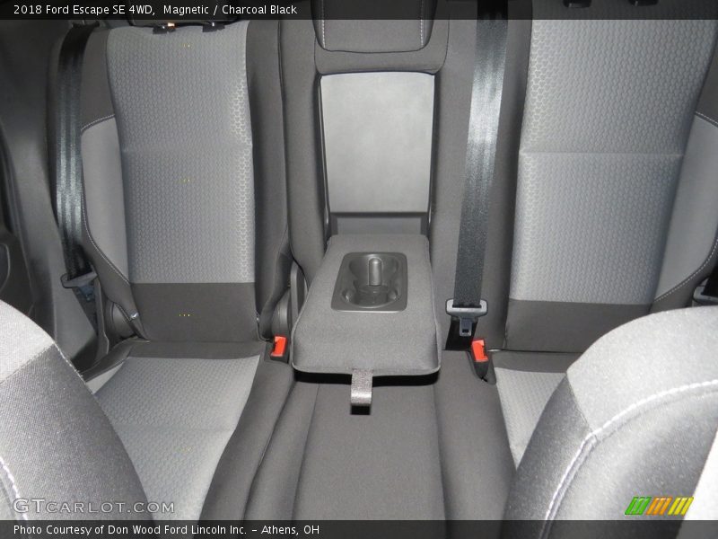 Magnetic / Charcoal Black 2018 Ford Escape SE 4WD