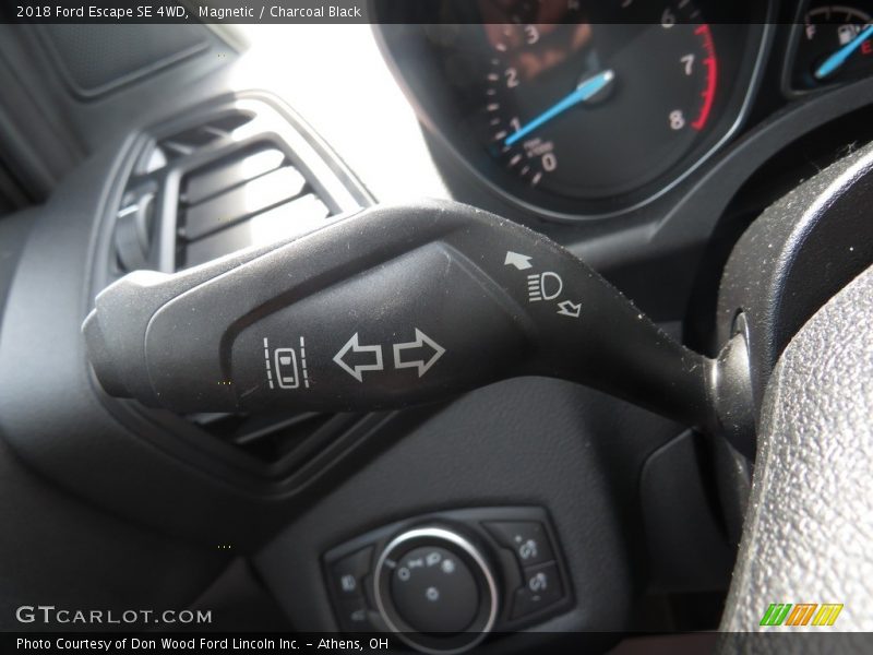 Magnetic / Charcoal Black 2018 Ford Escape SE 4WD