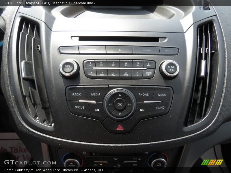 Magnetic / Charcoal Black 2018 Ford Escape SE 4WD