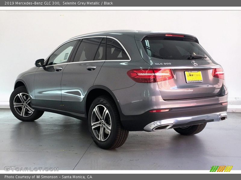 Selenite Grey Metallic / Black 2019 Mercedes-Benz GLC 300