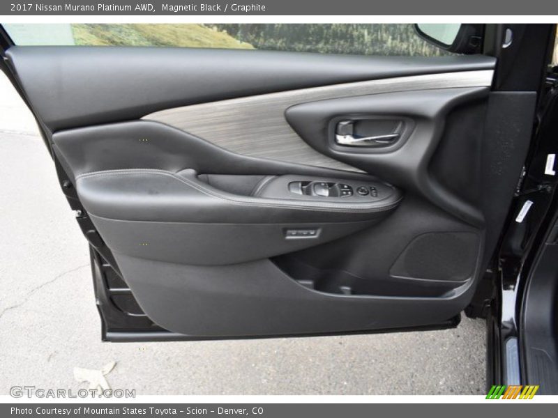 Magnetic Black / Graphite 2017 Nissan Murano Platinum AWD