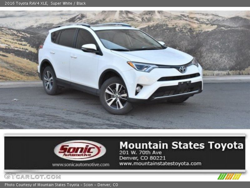 Super White / Black 2016 Toyota RAV4 XLE