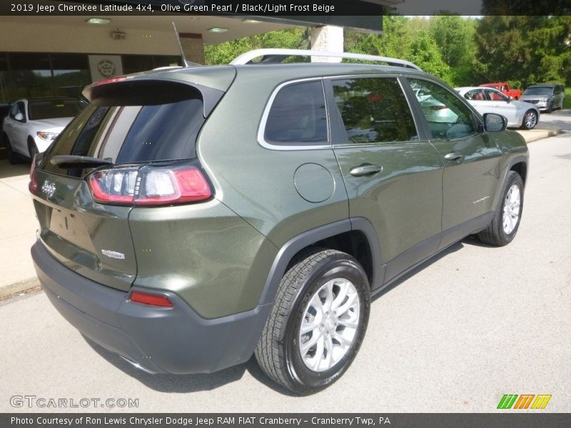Olive Green Pearl / Black/Light Frost Beige 2019 Jeep Cherokee Latitude 4x4