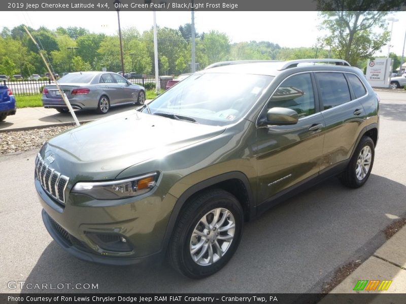 Olive Green Pearl / Black/Light Frost Beige 2019 Jeep Cherokee Latitude 4x4