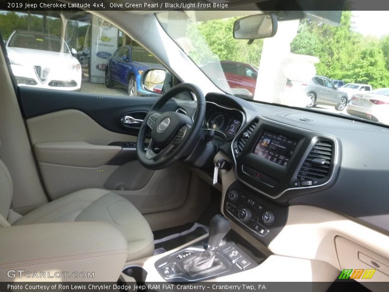 Olive Green Pearl / Black/Light Frost Beige 2019 Jeep Cherokee Latitude 4x4