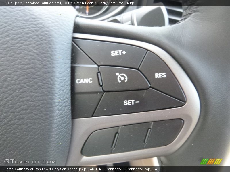 Olive Green Pearl / Black/Light Frost Beige 2019 Jeep Cherokee Latitude 4x4