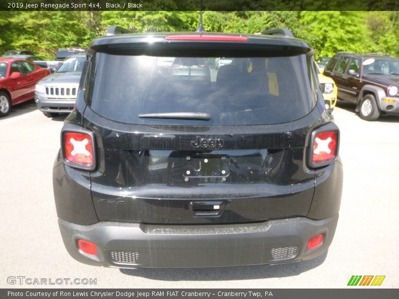 Black / Black 2019 Jeep Renegade Sport 4x4