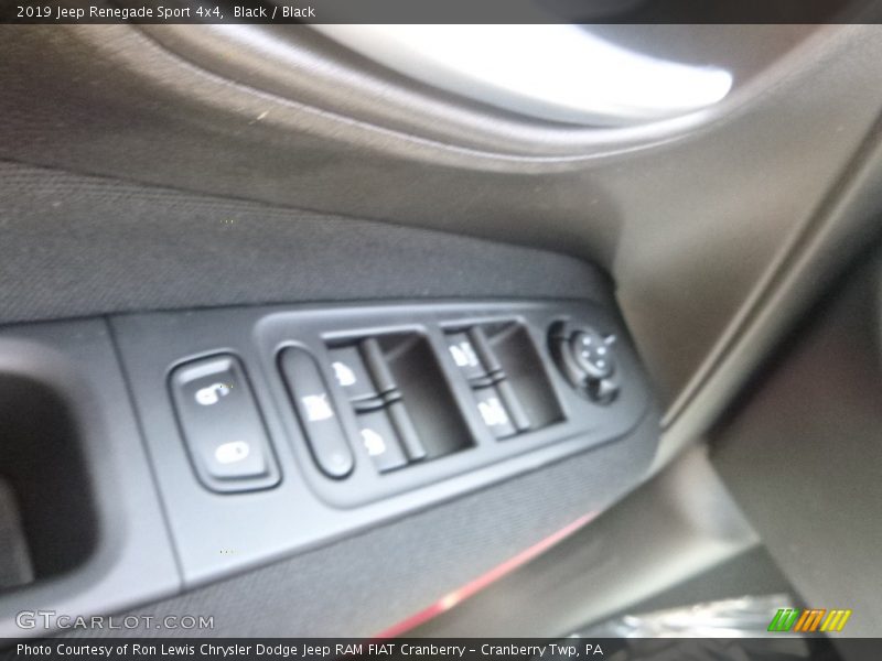 Black / Black 2019 Jeep Renegade Sport 4x4