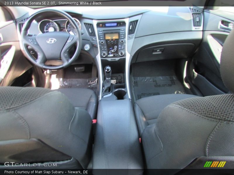 Shimmering White / Black 2013 Hyundai Sonata SE 2.0T