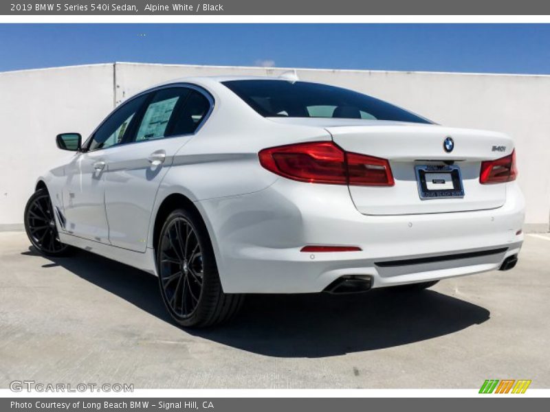 Alpine White / Black 2019 BMW 5 Series 540i Sedan