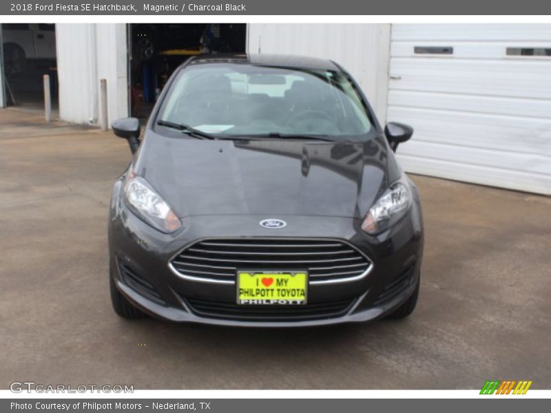 Magnetic / Charcoal Black 2018 Ford Fiesta SE Hatchback