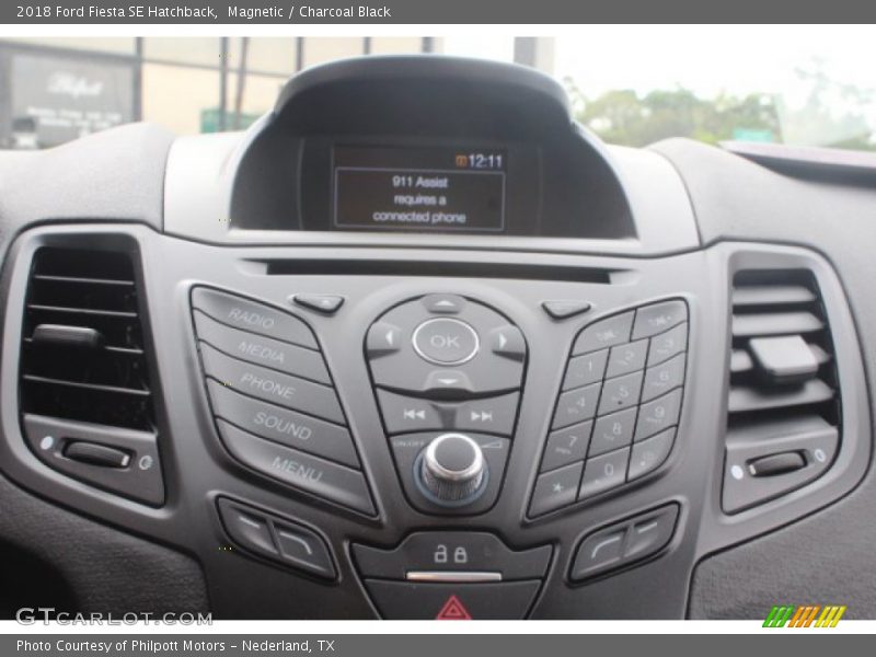 Magnetic / Charcoal Black 2018 Ford Fiesta SE Hatchback