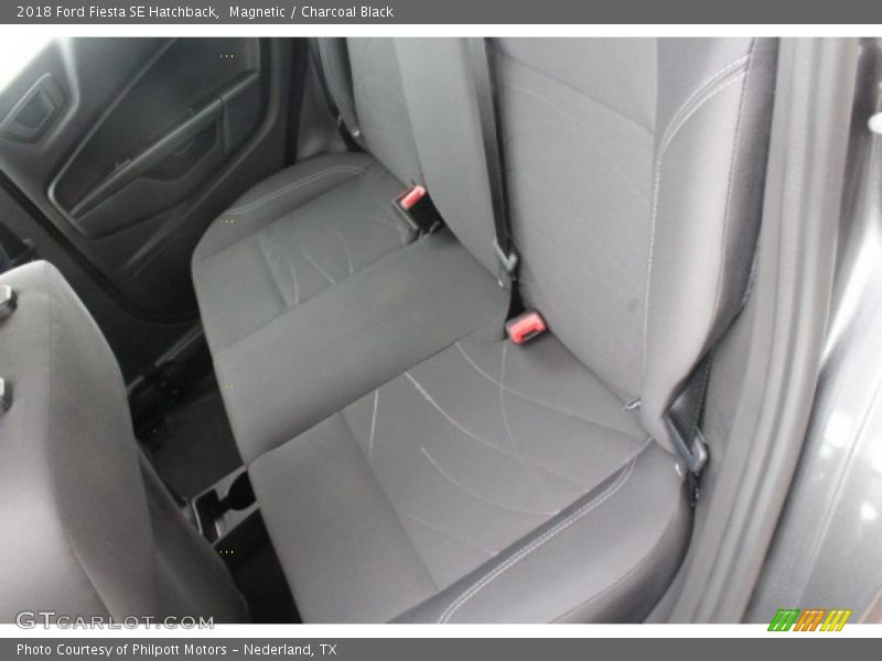 Magnetic / Charcoal Black 2018 Ford Fiesta SE Hatchback