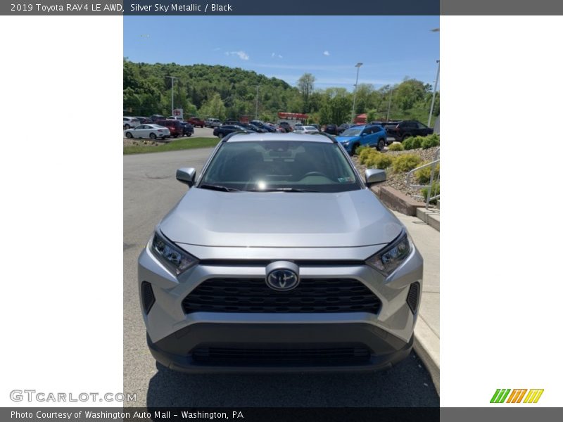 Silver Sky Metallic / Black 2019 Toyota RAV4 LE AWD