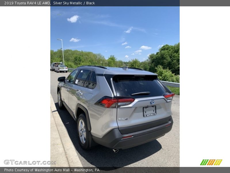 Silver Sky Metallic / Black 2019 Toyota RAV4 LE AWD