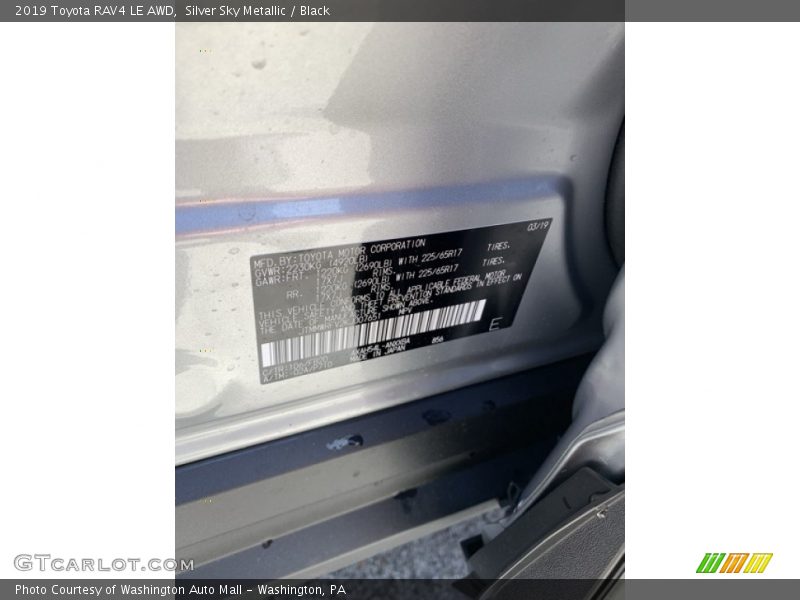 Silver Sky Metallic / Black 2019 Toyota RAV4 LE AWD