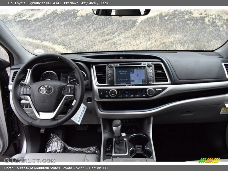 Predawn Gray Mica / Black 2019 Toyota Highlander XLE AWD