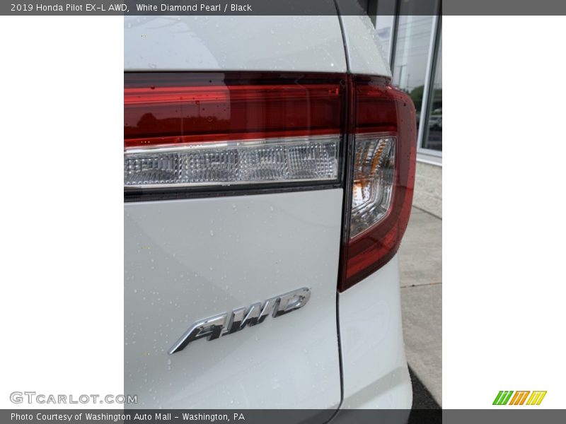 White Diamond Pearl / Black 2019 Honda Pilot EX-L AWD