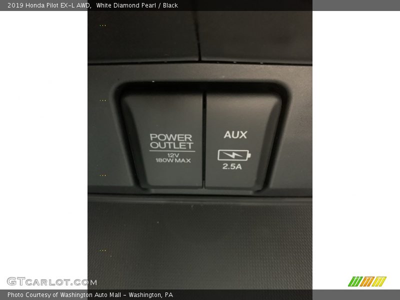 White Diamond Pearl / Black 2019 Honda Pilot EX-L AWD