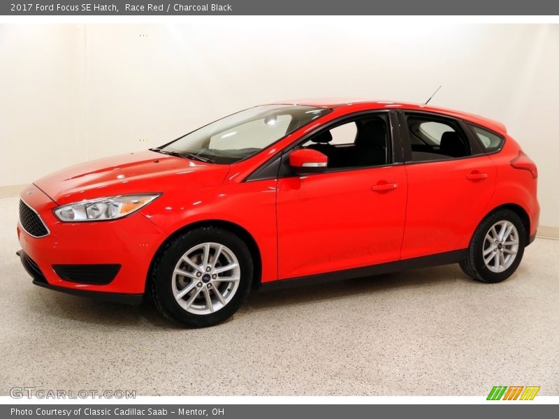 Race Red / Charcoal Black 2017 Ford Focus SE Hatch